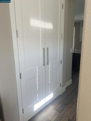 895 895 Boltzen Ct, Brentwood, CA 94513