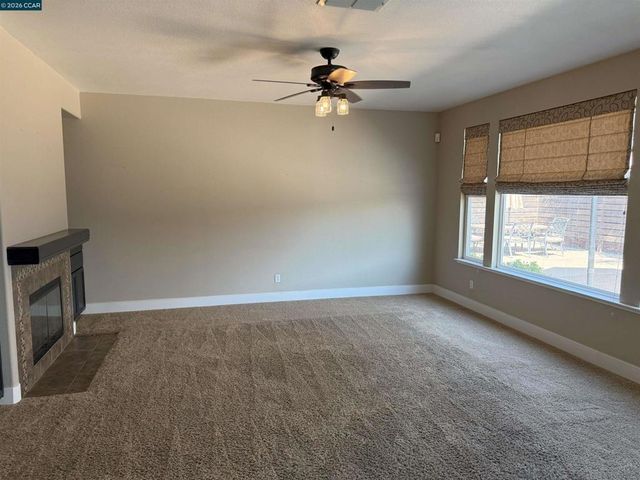 895 895 Boltzen Ct, Brentwood, CA 94513