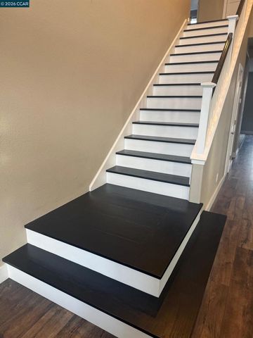 895 895 Boltzen Ct, Brentwood, CA 94513