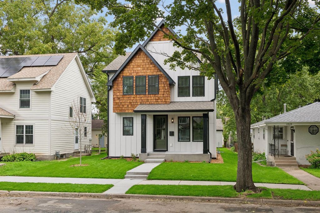 3925 40th Avenue S, Minneapolis, MN 55406