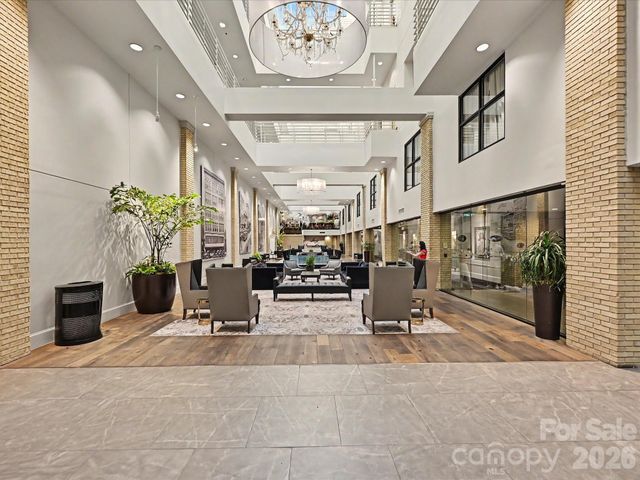 127 N Tryon Street 509.510, Charlotte, NC 28202