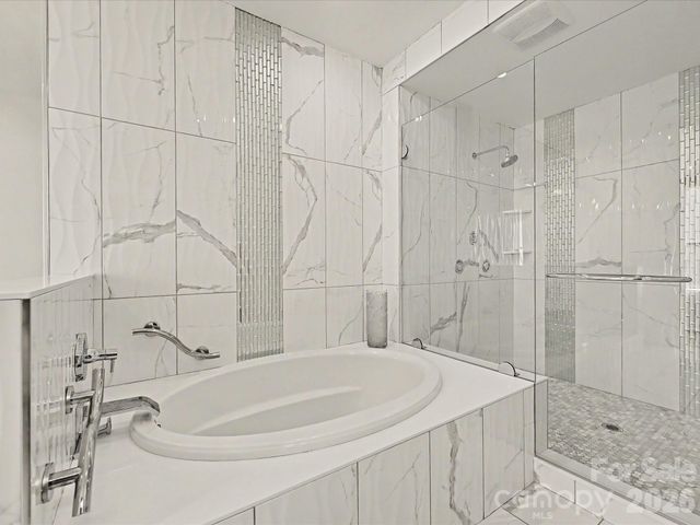 127 N Tryon Street 509.510, Charlotte, NC 28202