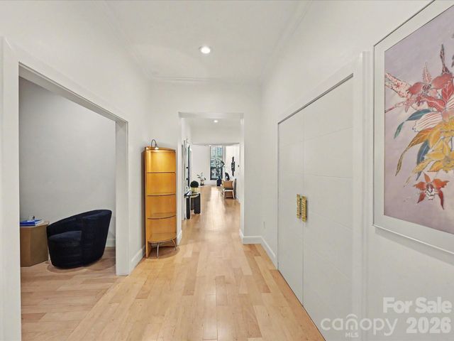127 N Tryon Street 509.510, Charlotte, NC 28202