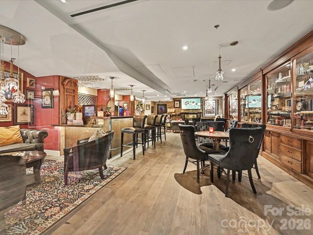 127 N Tryon Street 509.510, Charlotte, NC 28202