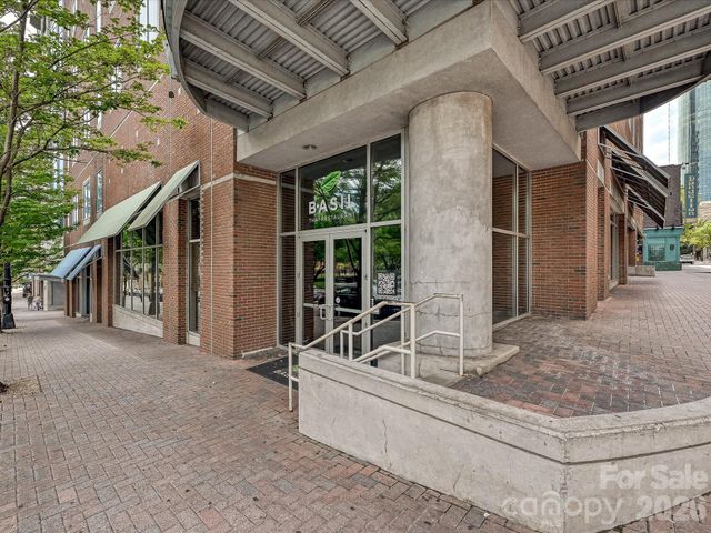 127 N Tryon Street 509.510, Charlotte, NC 28202