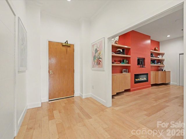 127 N Tryon Street 509.510, Charlotte, NC 28202