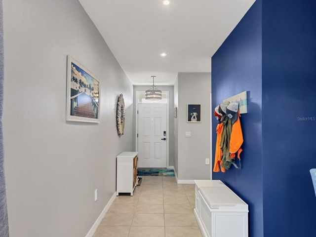 3206 HILLTOP CIRCLE, Bradenton, FL 34211