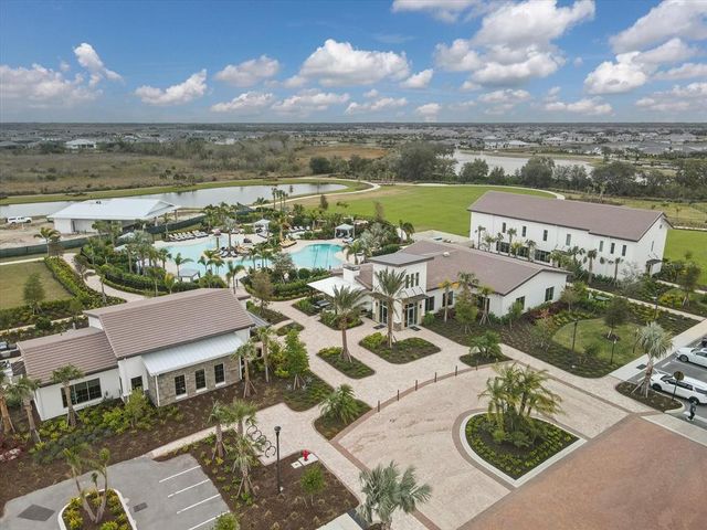3206 HILLTOP CIRCLE, Bradenton, FL 34211