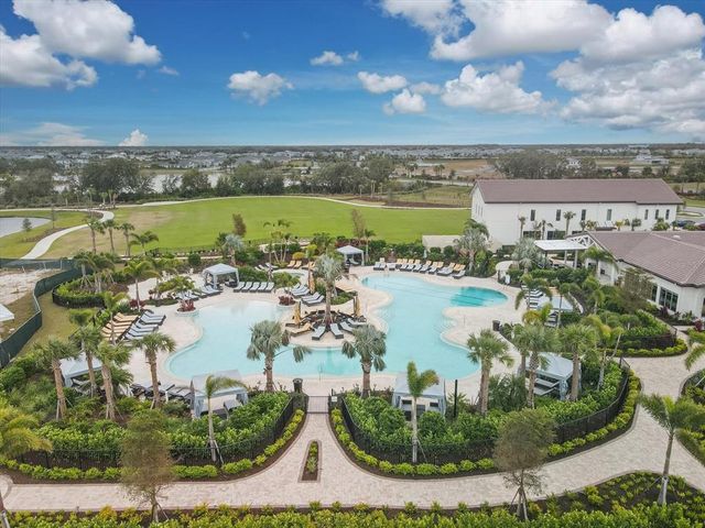 3206 HILLTOP CIRCLE, Bradenton, FL 34211