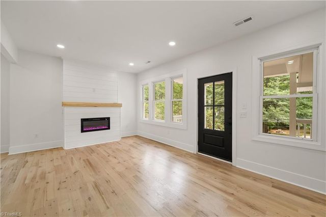 454 Lockland Avenue, Winston-salem, NC 27103