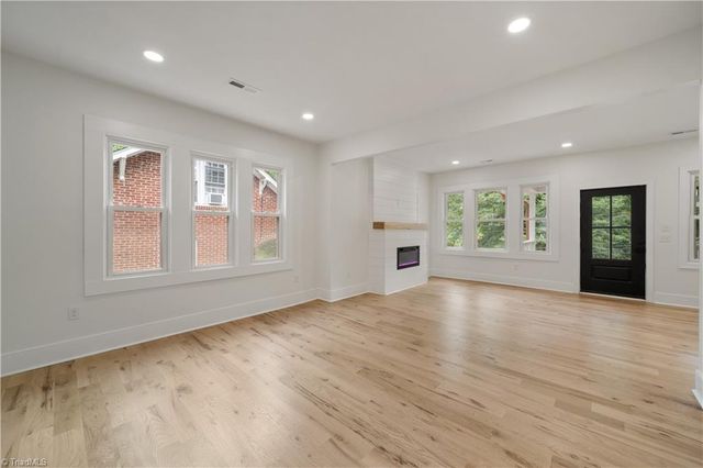 454 Lockland Avenue, Winston-salem, NC 27103