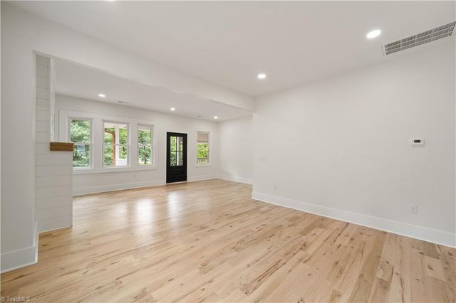 454 Lockland Avenue, Winston-salem, NC 27103