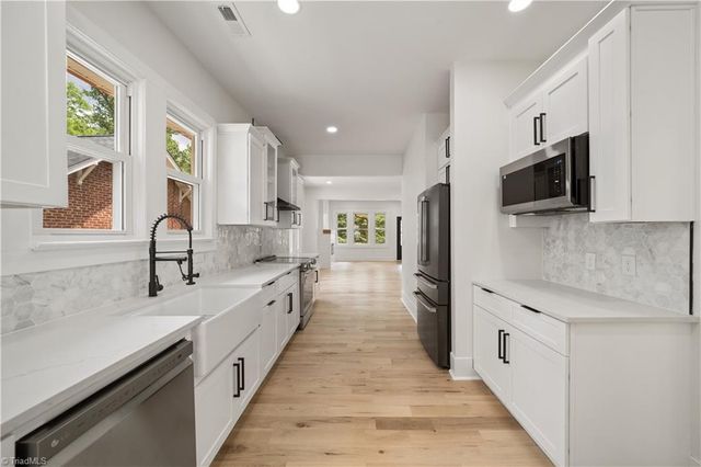 454 Lockland Avenue, Winston-salem, NC 27103