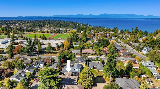 1458 NW 95th Street, Seattle, WA 98117