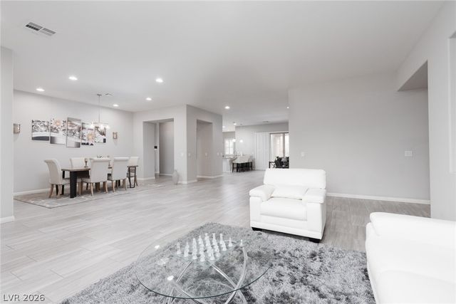 10320 Mystic Ledge Court, Las Vegas, NV 89149