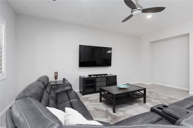 10320 Mystic Ledge Court, Las Vegas, NV 89149