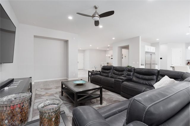 10320 Mystic Ledge Court, Las Vegas, NV 89149