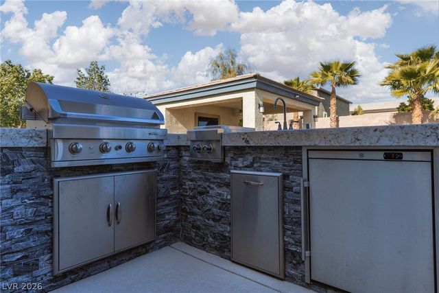 10320 Mystic Ledge Court, Las Vegas, NV 89149