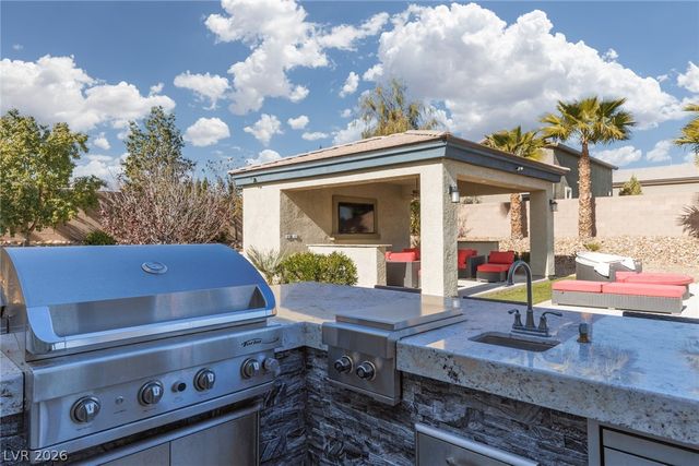 10320 Mystic Ledge Court, Las Vegas, NV 89149