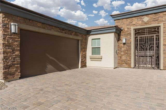 10320 Mystic Ledge Court, Las Vegas, NV 89149