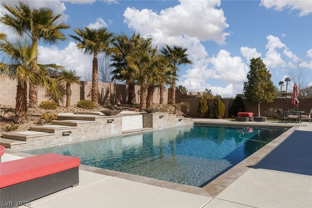 10320 Mystic Ledge Court, Las Vegas, NV 89149