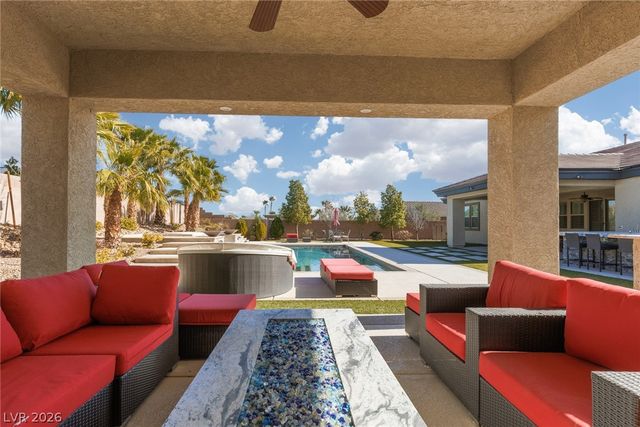 10320 Mystic Ledge Court, Las Vegas, NV 89149