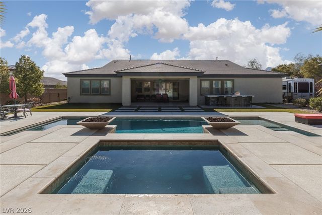 10320 Mystic Ledge Court, Las Vegas, NV 89149