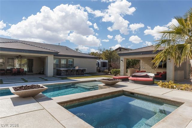 10320 Mystic Ledge Court, Las Vegas, NV 89149