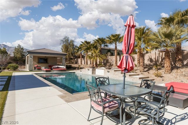 10320 Mystic Ledge Court, Las Vegas, NV 89149