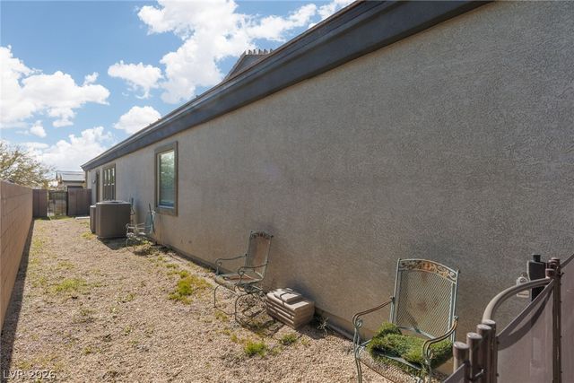 10320 Mystic Ledge Court, Las Vegas, NV 89149