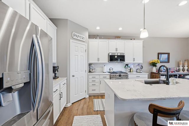 17710 Ogden Street, Omaha, NE 68116