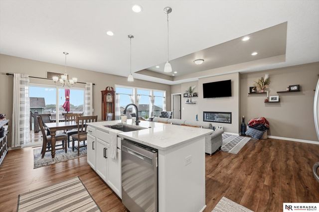 17710 Ogden Street, Omaha, NE 68116