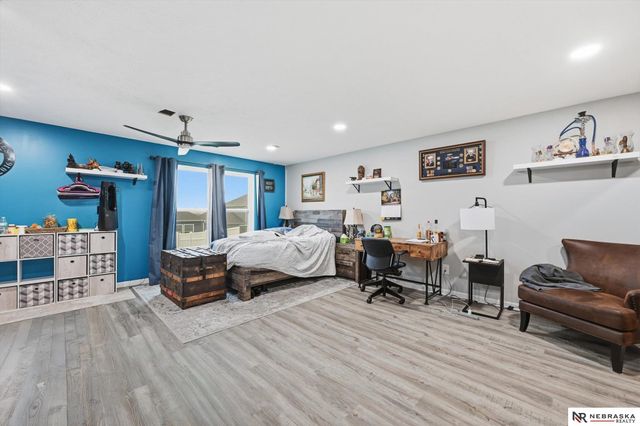 17710 Ogden Street, Omaha, NE 68116