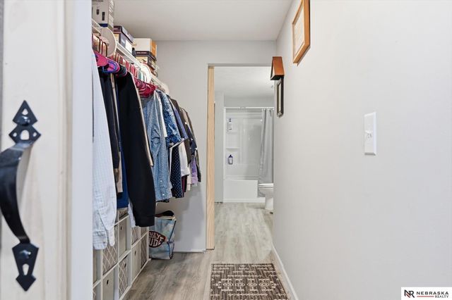 17710 Ogden Street, Omaha, NE 68116