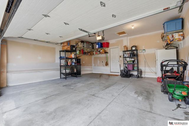 17710 Ogden Street, Omaha, NE 68116