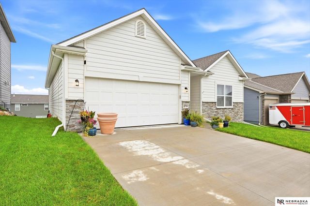 17710 Ogden Street, Omaha, NE 68116