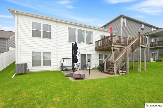 17710 Ogden Street, Omaha, NE 68116