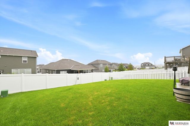 17710 Ogden Street, Omaha, NE 68116