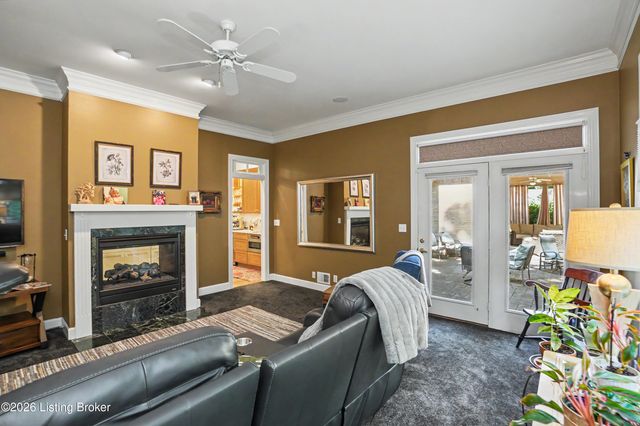 2811 Alta Vista Ct, Louisville, KY 40206