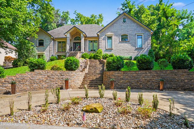 2811 Alta Vista Ct, Louisville, KY 40206