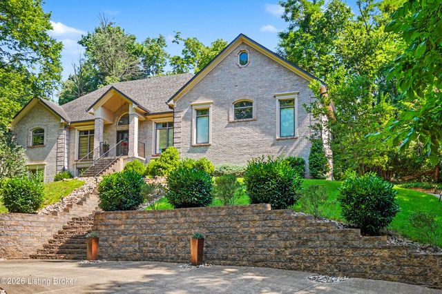 2811 Alta Vista Ct, Louisville, KY 40206