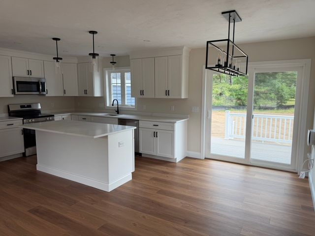 9A Hudson Drive A, Berkley, MA 02779