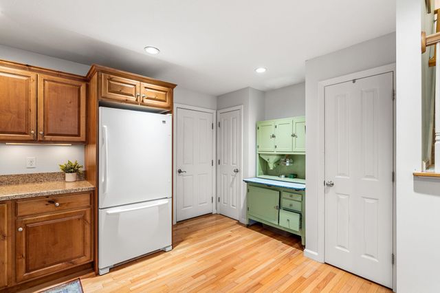 9 Roseberry Lane, Kittery, ME 03904