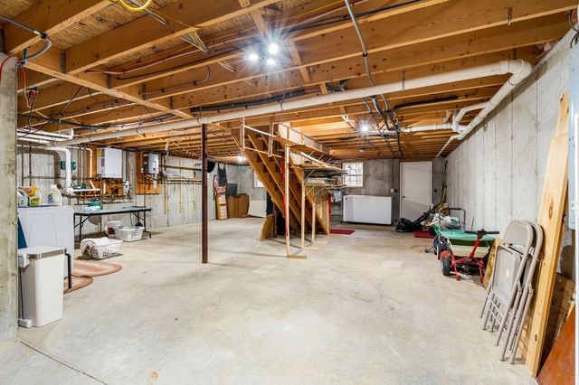 9 Roseberry Lane, Kittery, ME 03904