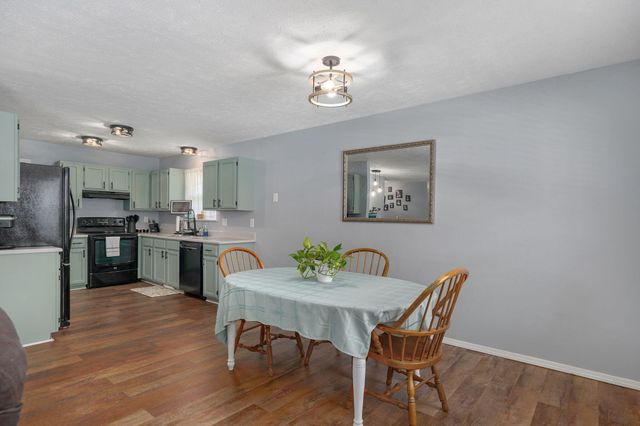 405 Lynn Drive, Clever, MO 65631