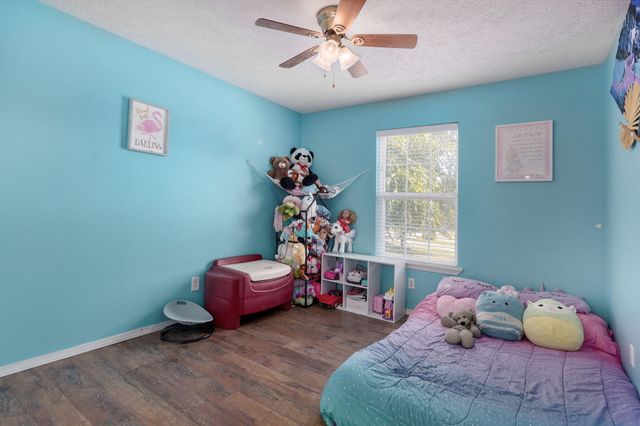 405 Lynn Drive, Clever, MO 65631