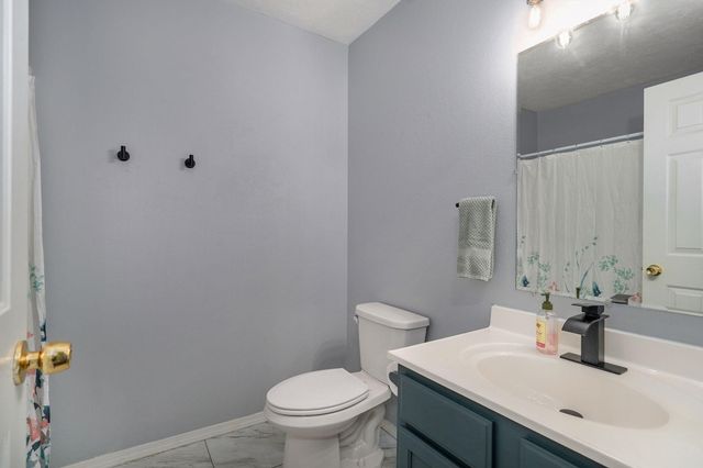 405 Lynn Drive, Clever, MO 65631