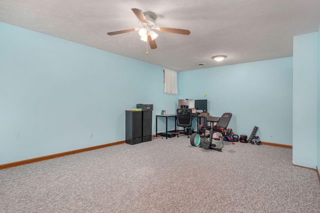 405 Lynn Drive, Clever, MO 65631