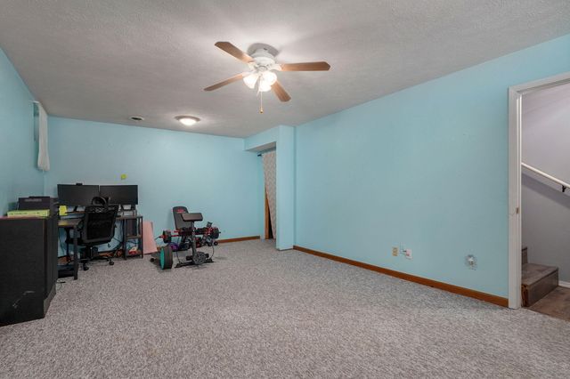 405 Lynn Drive, Clever, MO 65631