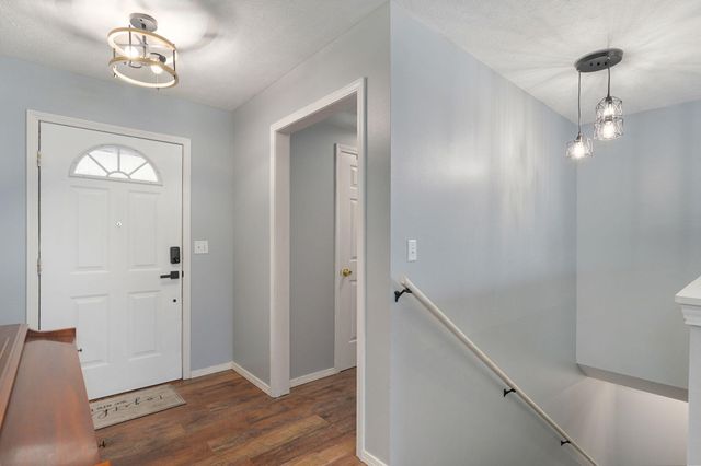 405 Lynn Drive, Clever, MO 65631